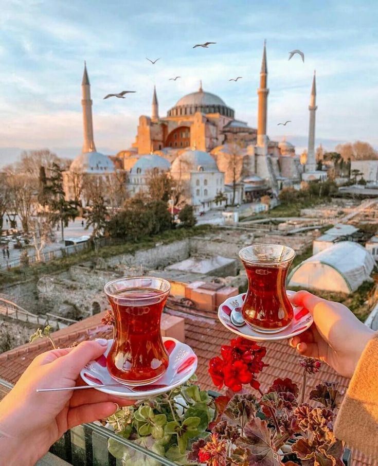 Tashuyr's tweet photo. Tea in Istanbul    Or     Coffee In Paris https://t.co/w8XjVwPwet