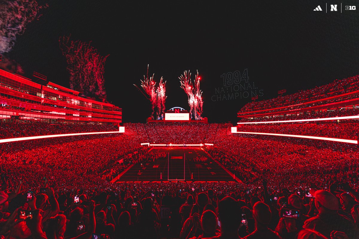 90,000 strong. 🤝

We salute you Husker Nation.