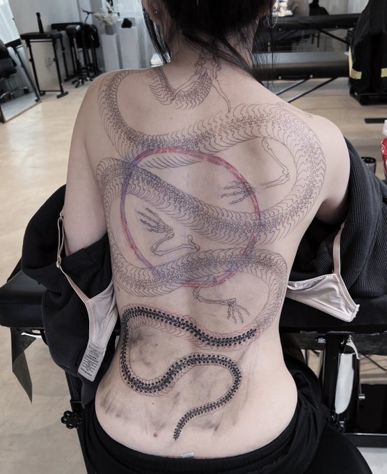 1 pic. Tattoo progress ?? 
Artist: @oozy_tattoo https://t.co/eLZdvpUf2h