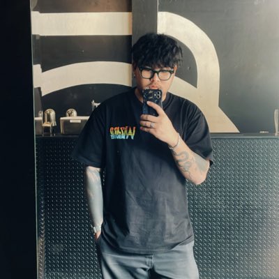 ManboxMART's tweet photo. #NewProfilePic https://t.co/00wKaEhtkO