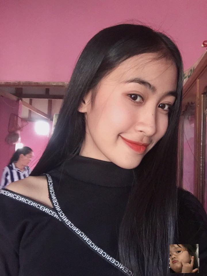 แฟนไม่รักให้ทักแชทมาหาพี่ แฟนไม่มีให้เรียกพี่ว่าที่รัก #สาวอุบล #โสดและเหงามาก