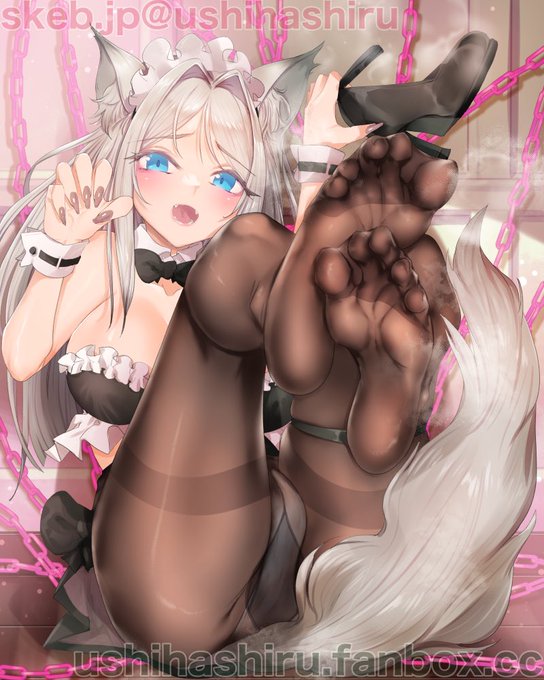 黒ストッキング狼メイドちゃん🦶🏾🐺🧹✨ 