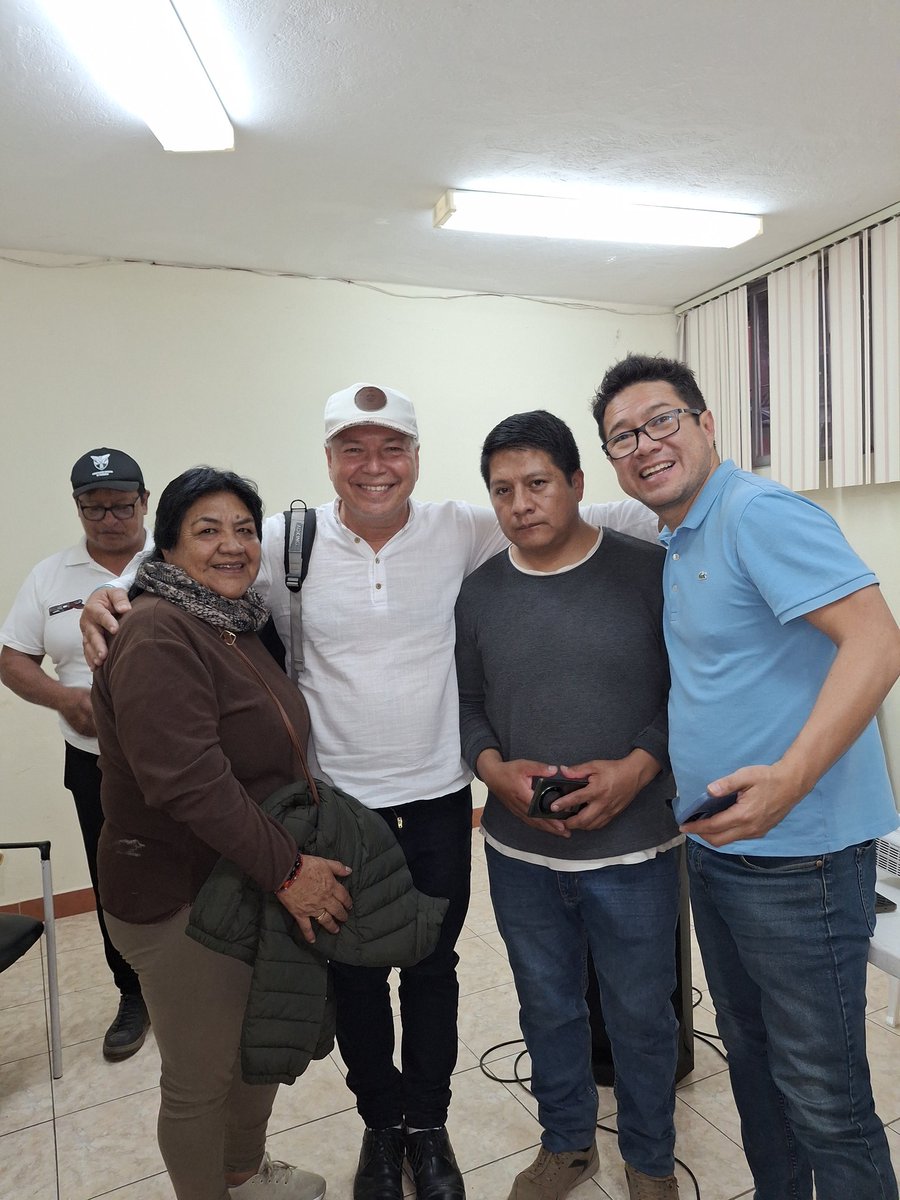 JimmyMarkRC's tweet photo. @HRodriguezRC nuestro respaldo irrestricto #HectorRodriguez !! Un abrazo  !! https://t.co/3orduUsJrJ