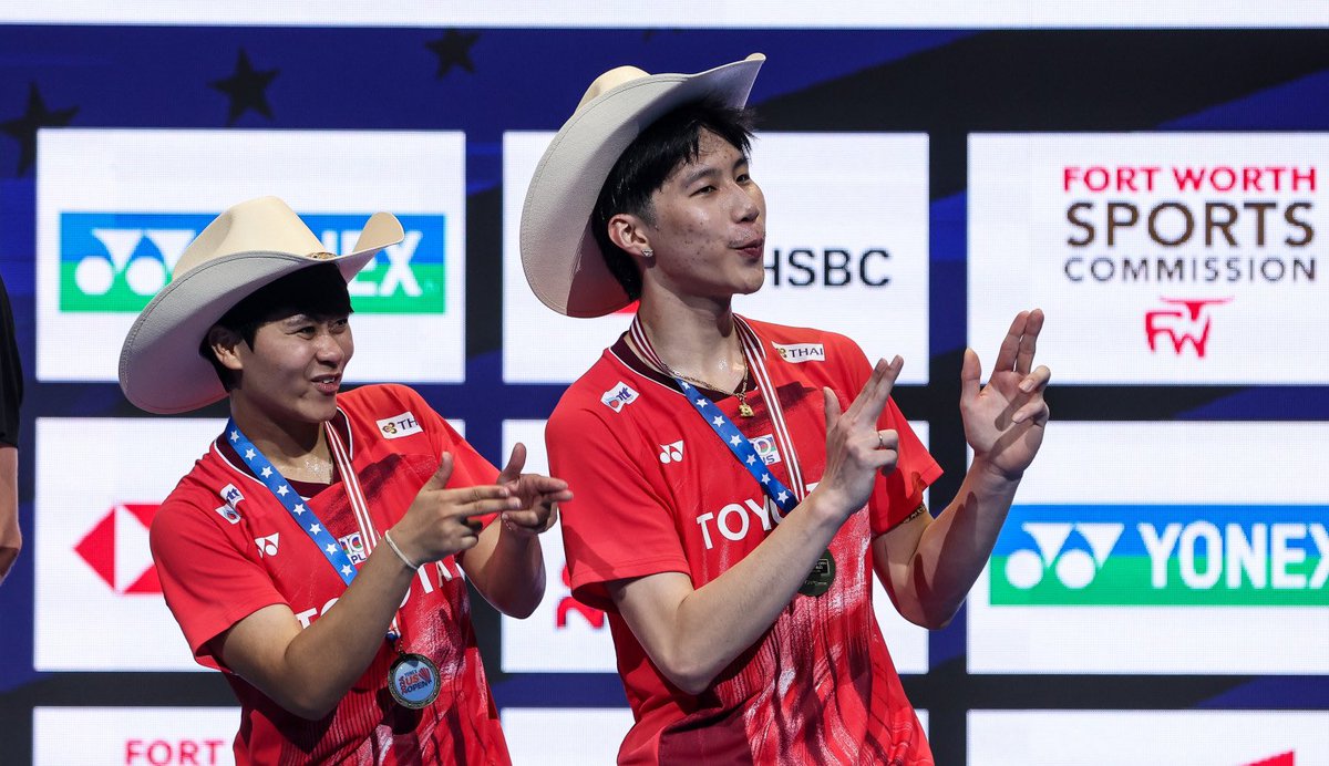 ferguzooooo's tweet photo. Definisi XD THA (Teeraratsakul/Muenwong) ini merangkak pelan-pelan dari level bawah!

Selama 2024 mereka raih:
🥇Vietnam IC
🥇Thailand IC
🥇US Open S300
🥇Taipei Open S300🆕🔓

Dari rank 64 di awal tahun dan sekarang udah di rank 28, mungkin dg hasil ini makin naik!

Dan menariknya lg, masing-masing main dua sektor dan prestasinya cukup baik juga di 2024! 👏🏻