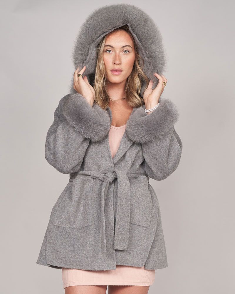 fursource's tweet image. Today’s the final day to wrap yourself in luxury! 🌟 Get up to 60% off on our fur collection and don’t forget to add your coupon code at checkout for even more savings. 🛍️💫 #CozyFur #FinalHours