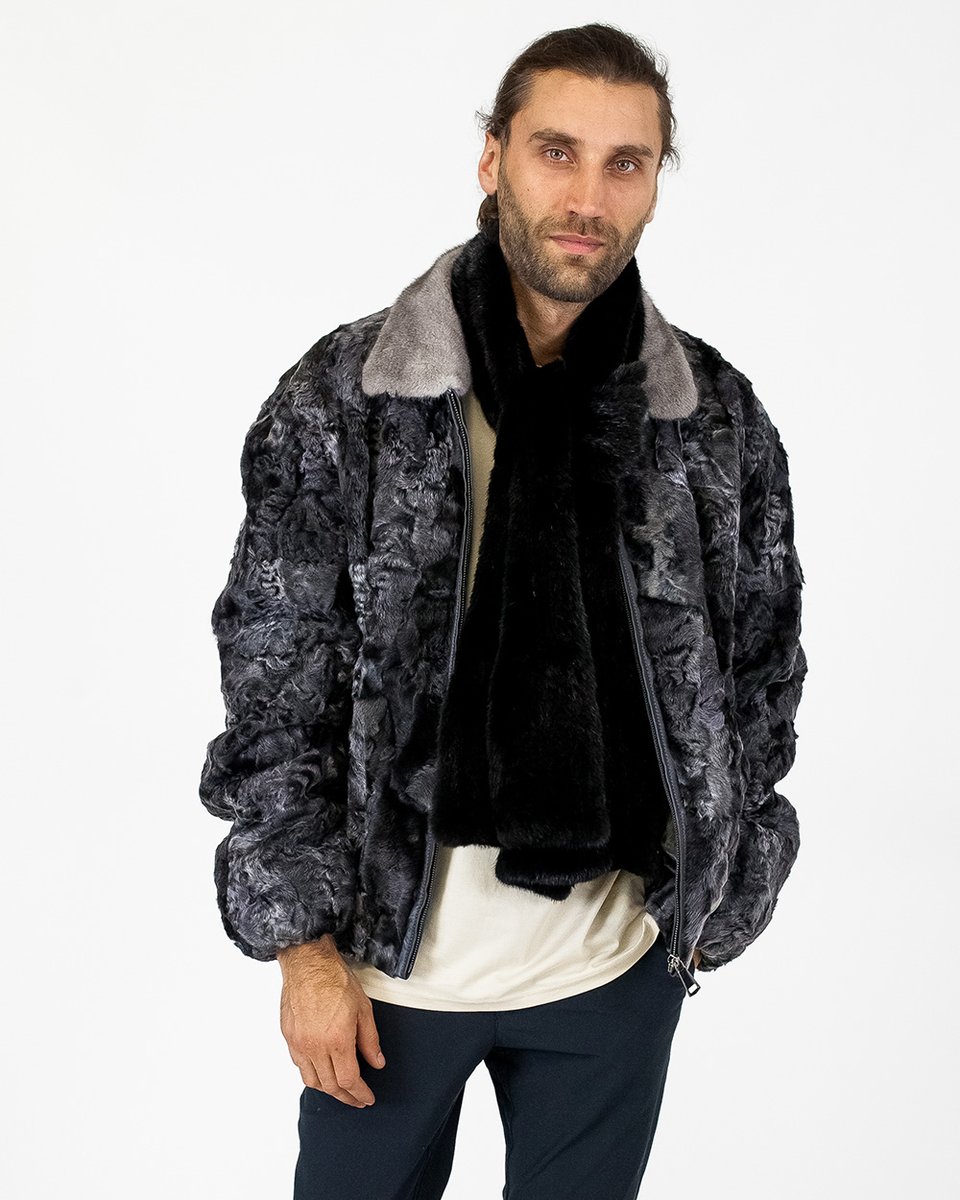 fursource's tweet image. Today’s the final day to wrap yourself in luxury! 🌟 Get up to 60% off on our fur collection and don’t forget to add your coupon code at checkout for even more savings. 🛍️💫 #CozyFur #FinalHours