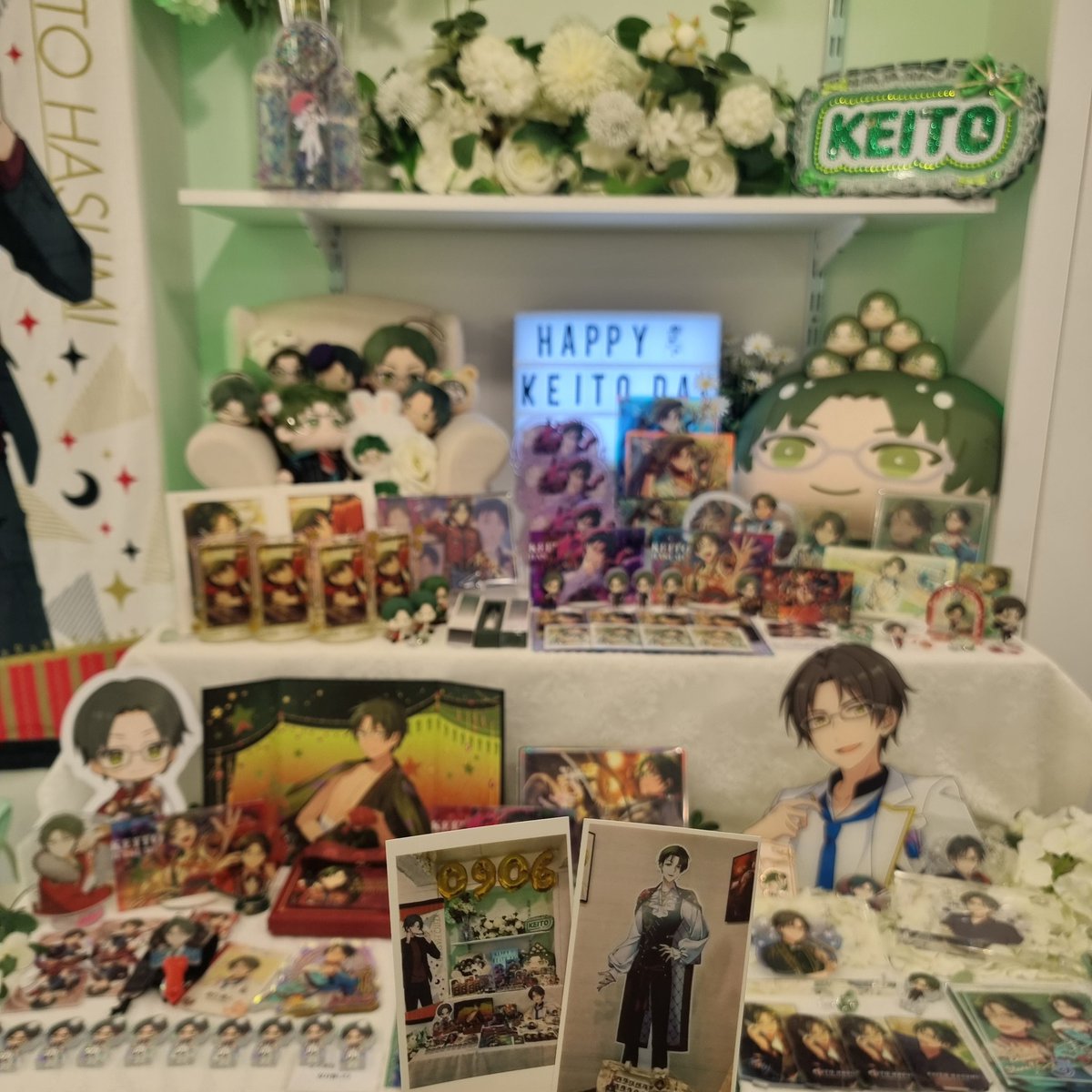 익명의 프로듀서님께서 케이토 생일카페의 모습이 담긴 폴라로이드 사진을 선물해 주셨습니다💚

소중한 추억을 선물해주셔서 너무 감사합니다!!