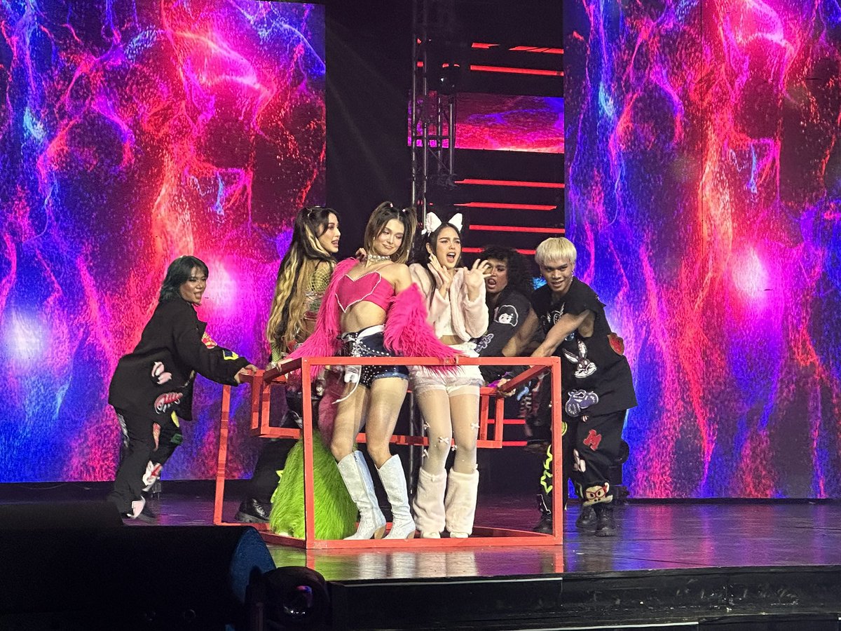 ASAPOfficial's tweet photo. Andrea, Chie and Anji take the ASAP stage on fire! #ASAPGold ❤️‍🔥✨ https://t.co/V7eTfvlgis