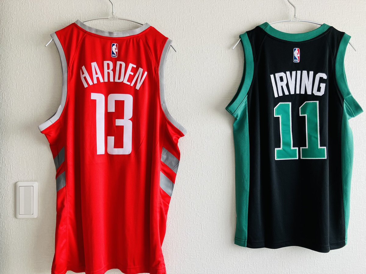 息子1号と2号の部屋🏀
それぞれ好きな選手が違う😁
ここに河村のNBAのユニフォームが飾られる日も近い？
#バスケ