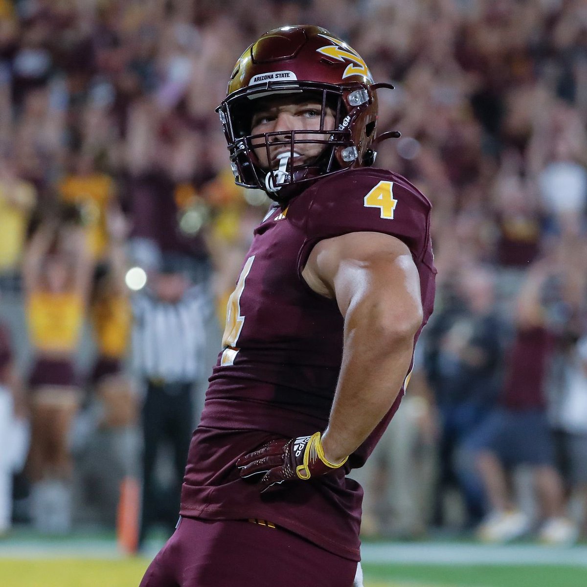 Arizona State RB Cam Skattebo against Mississippi State:

• 33 Carries
• 262 Rush Yards
• 7.9 YPC

• 3 Catches
• 35 Receiving Yards

ABSOLUTE DAWG 🔥🔱