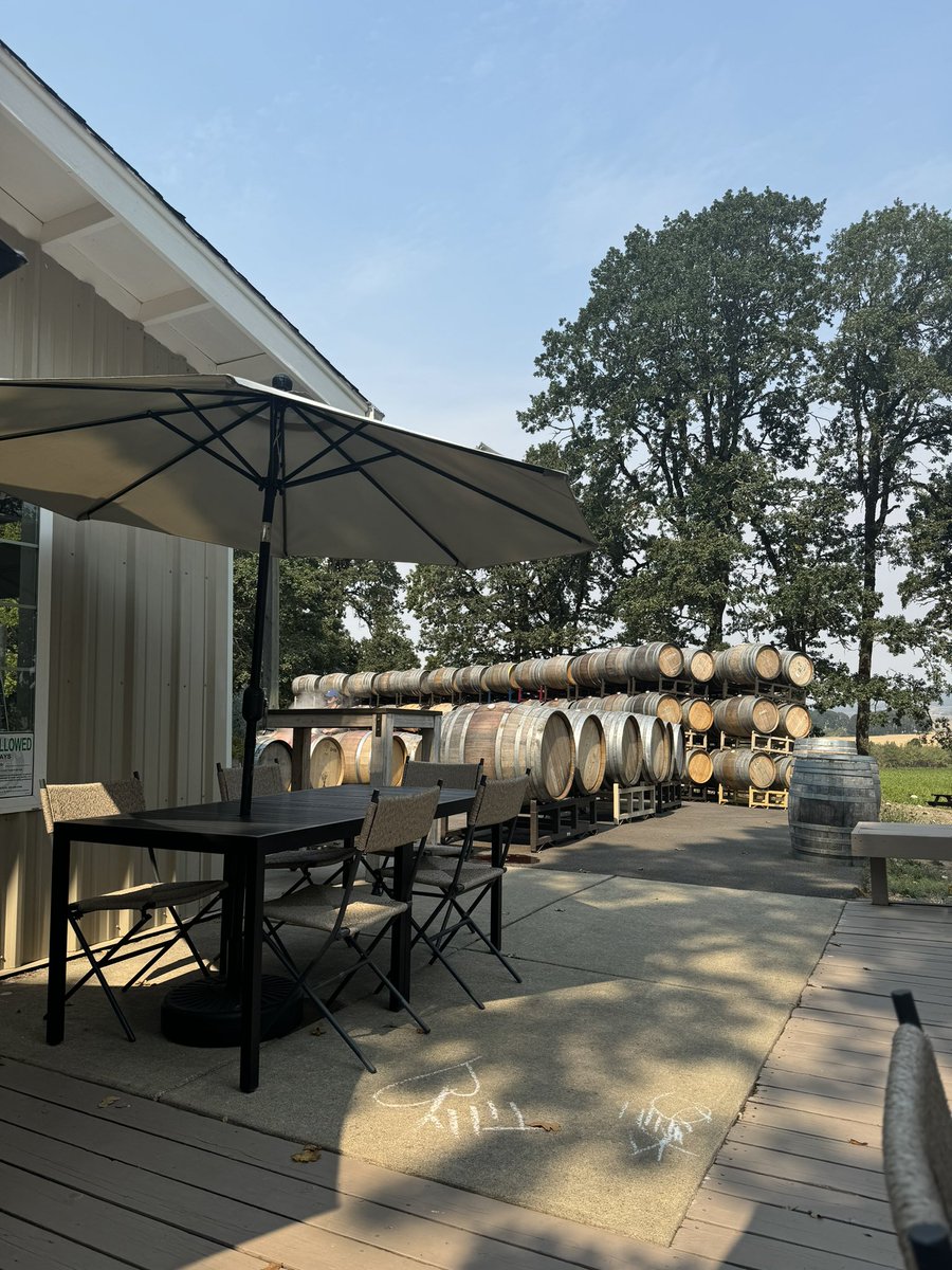 Casey Seideman MD (@caseyseidemanmd) on Twitter photo Delighted to celebrate <a href="/Leigh__Martin/">Leigh Martin</a>’s wedding w <a href="/OHSUurology/">OHSU Urology</a> friends 🫶
With a stop on wine country en route 🍷 Delighted to celebrate <a href="/Leigh__Martin/">Leigh Martin</a>’s wedding w <a href="/OHSUurology/">OHSU Urology</a> friends 🫶
With a stop on wine country en route 🍷