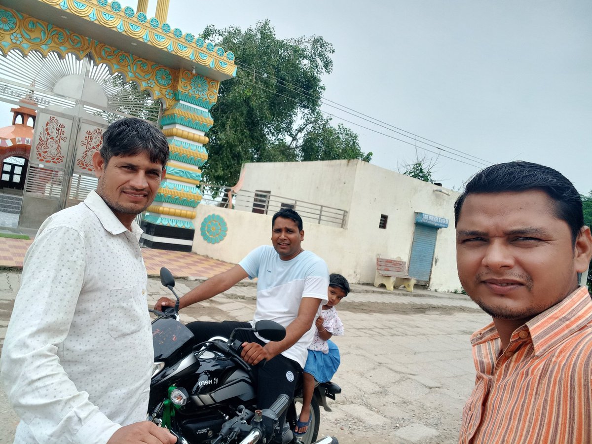 Ravinder4Swaraj's tweet photo. आरम्भ है प्रचंड!
#VoteAndSupportForCogress
#VoteForFutureOfYouth
#Vote_For Dharampal Gonder
Campaign Started from My Favorite Village--Mohri Jagir, #Assembly_Constituency_Nilokheri https://t.co/NLLNu1rfVA