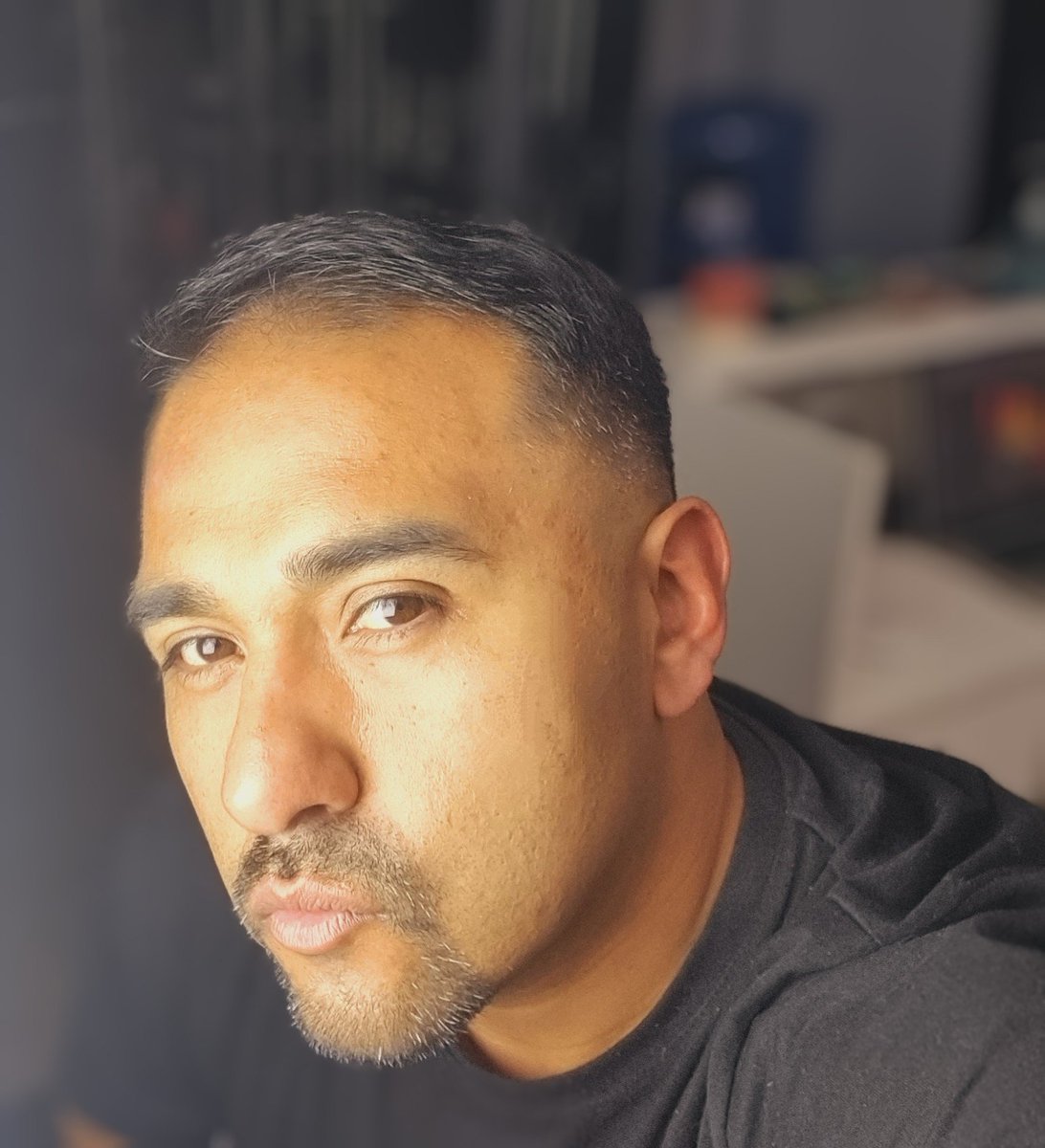 Trabajo para nuestra barbería @477.studio