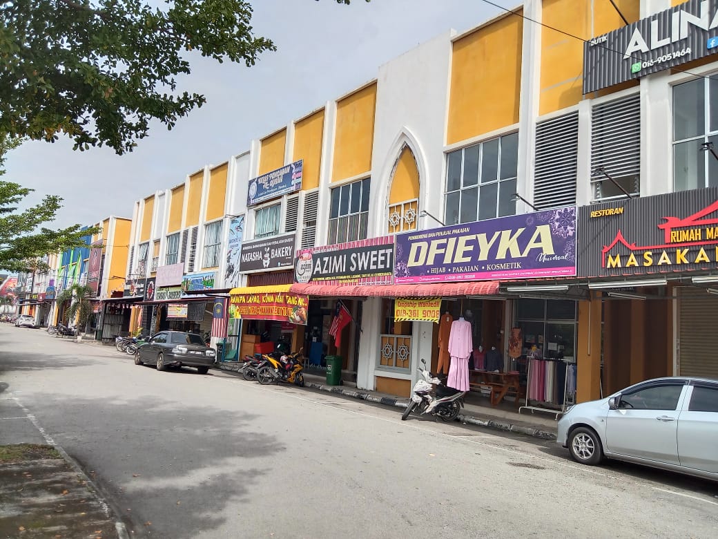 ppkpserai's tweet photo. BANGUNAN KEDAI PERTUBUHAN PELADANG UNTUK DISEWA📢
PPK Padng Serai mempunyai Lot Bangunan kedai di bahagian atas dan bawah untuk disewa..
kepada tuan/puan yang berminat ada dipelawa untuk hadir ke Pejabat Pertubuhan Peladang Padang Serai untuk sesi viewing dan borang permohonan https://t.co/xdyR2GXV0P