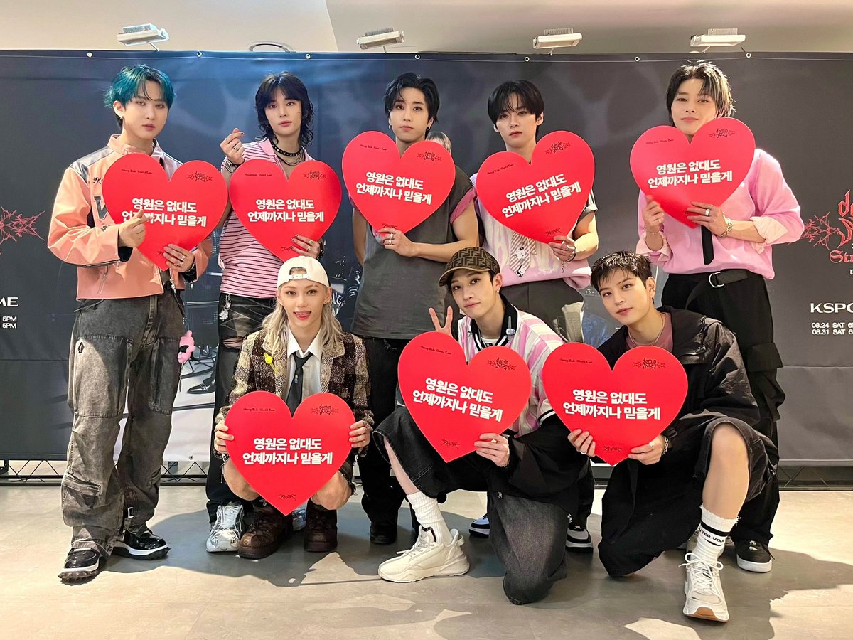 seubgmin's tweet photo. On Day 2 of <dominATE SEOUL> Stay brought the heat! 🔥 Even though nothing lasts forever, our faith remains unwavering. Thank you for creating yet another unforgettable memory with us! ❤ https://t.co/jhQ5f2L7H0