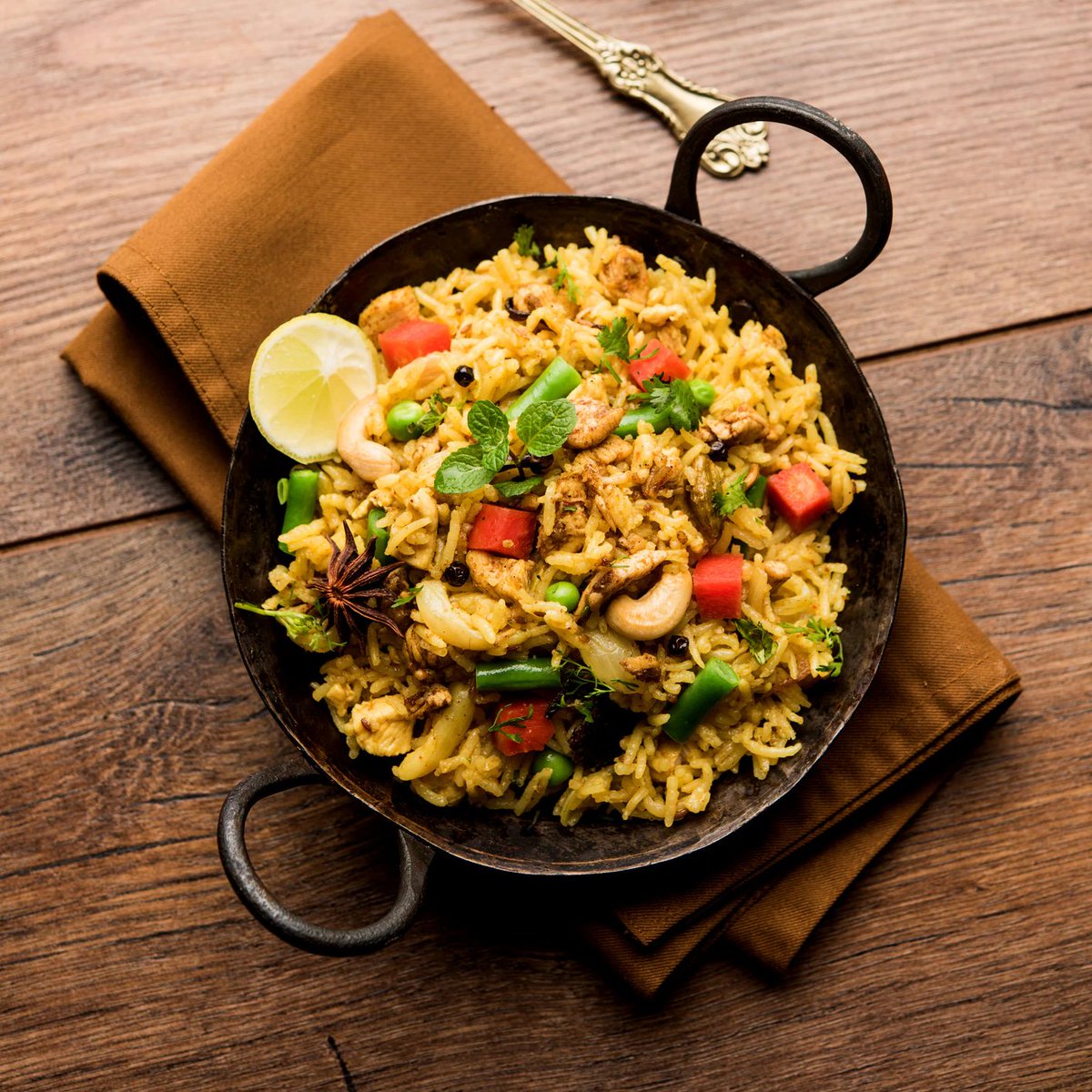 NDTVFood's tweet photo. 5 Tawa Masala Recipes You Need To Try Right Now
https://t.co/9xy9U25mw6
#TawaMasala #tawarecipes #recipestotry https://t.co/PxwtAeSrsW