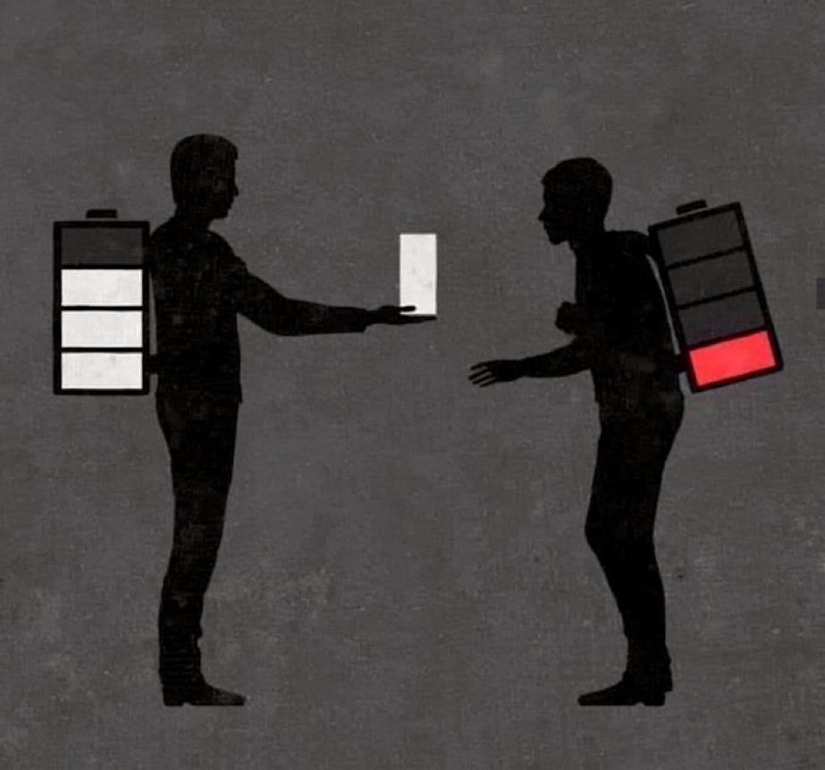 كالحلم يهرب العمر فلا نستطيع الامساك به 

فعيب السنين انها تصنع الذكريات.. وعيب 

الذكريات انها لا تعيد السنين 👌🏼

🟠🟣🌷