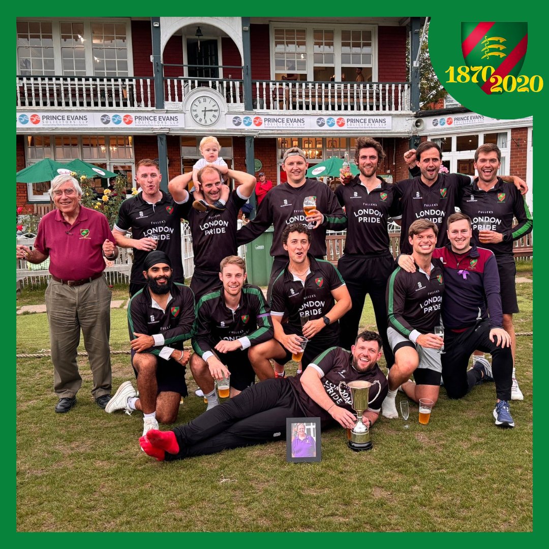 EalingCricket's tweet photo. More celebrations from yesterday 😍 

Yesterday also wrapped up a great season for the club with the 3's and 4's finishing as champions and none of our senior Men's or Women's sides finishing below 3rd 🙌🏻 

#EalingCC #OneClub #OneEaling #MCCL #Champions #MCCLChampions https://t.co/RzpuQHdh5D