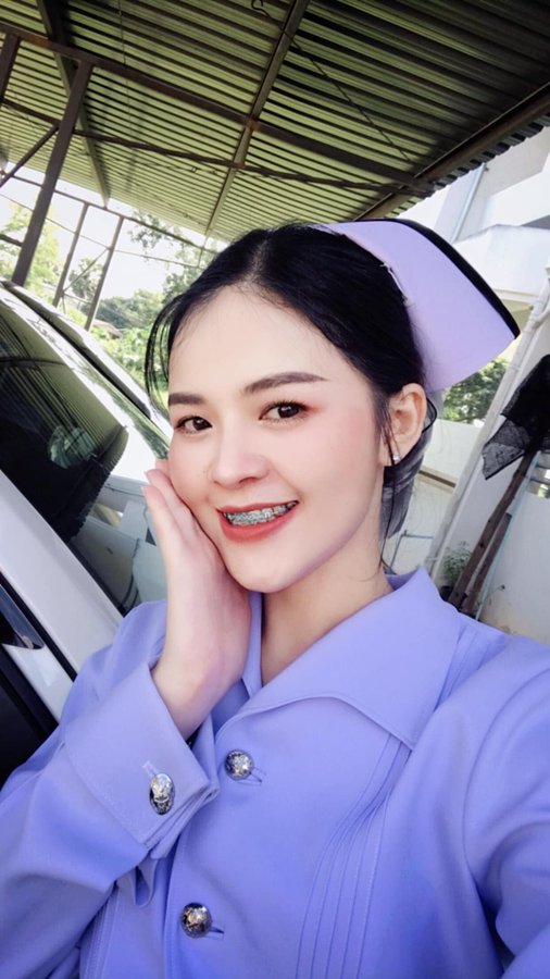Korakot72416270's tweet photo. คนที่บอกว่า ถ้าหนักให้วาง อยากถามกลับเหมือนกันว่า  เอาวางไว้ตรงไหน วางไว้ยังไง 555+ #แคปชั่นสู��� #พยาบาลสาว #รีทวิตติดหัวใจให้หน่อยค่ะ #พัทยา #เกาะล้าน #ชลบุรี #ระยอง #ไลน์ping112536 https://t.co/cT6m0TJuTd