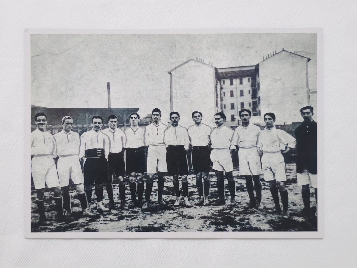 VsKitCorner's tweet image. Delivery Day!

Italy 125 Anniversary! 

This is football shirt perfection.

🇮🇹