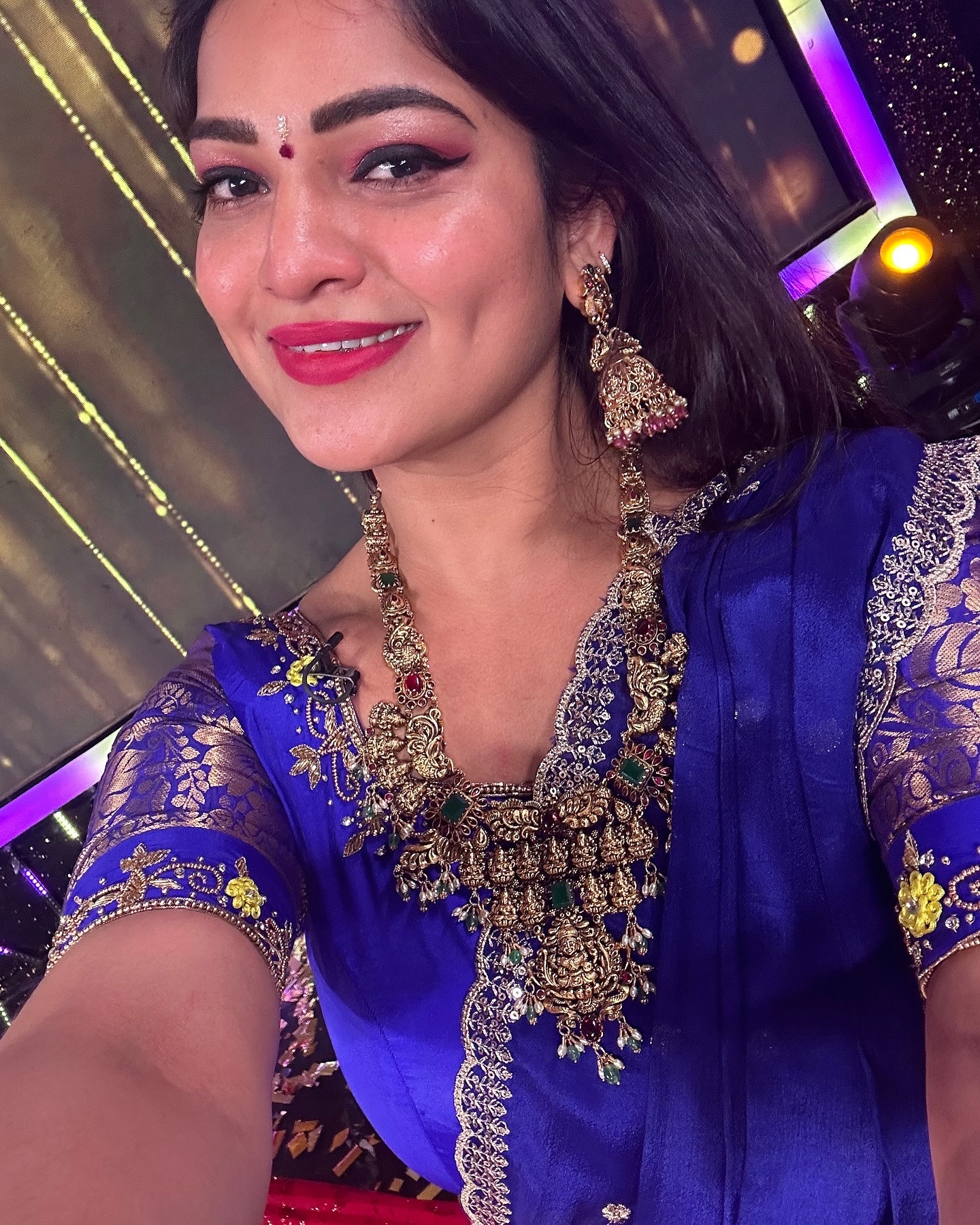 GW8DEW_bsAA9dPf?format=jpg&name=large