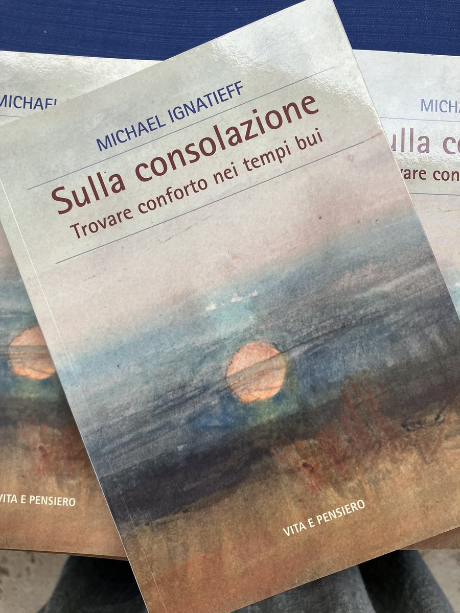 #Consolazione è una parola desueta, ma che abbiamo bisogno di ritrovare: chiunque di noi ha perso qualcuno di caro e sa quanto sia doloroso, ognuno di noi sa che la consolazione è necessaria ma difficile. Quali parole usare? Ho cercato nella storia <a href="/M_Ignatieff/">Michael Ignatieff</a>