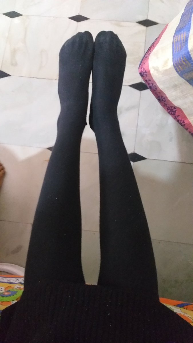 heathblanchetts's tweet photo. Breakfast and legs god when will you make me skinny https://t.co/cSv9xdyJek