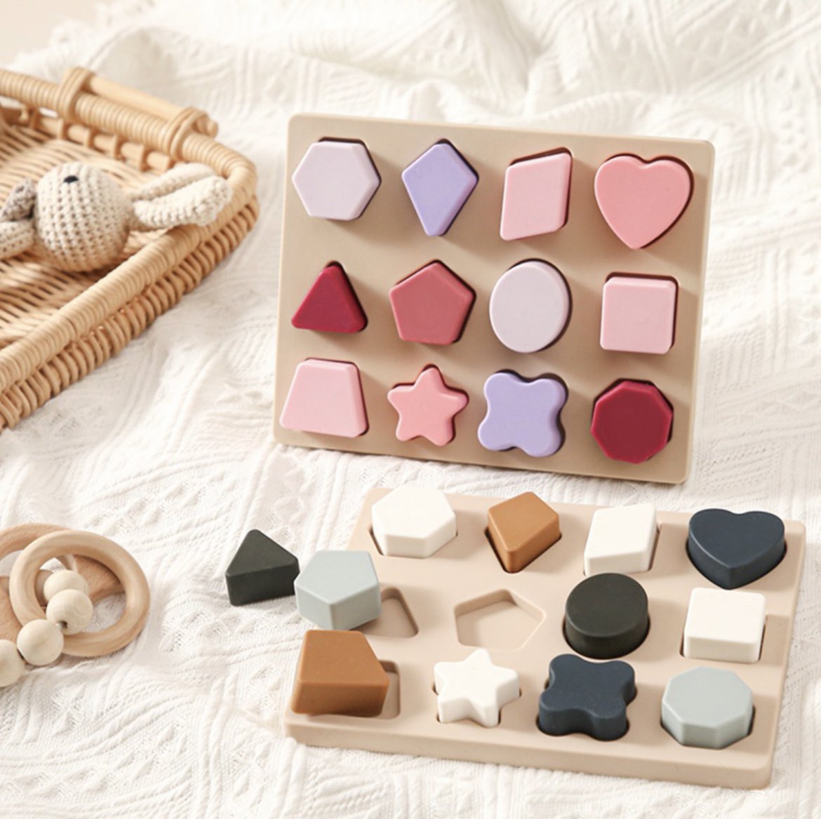 ezzahnor's tweet photo. Montessori toys bagus untuk perkembangan minda &amp; social anak2.

Parents elakkan bg anak sebarang toys📌

Meh i share montessori toys yg berbaloi utk parents invest: https://t.co/kFTQBIqizT