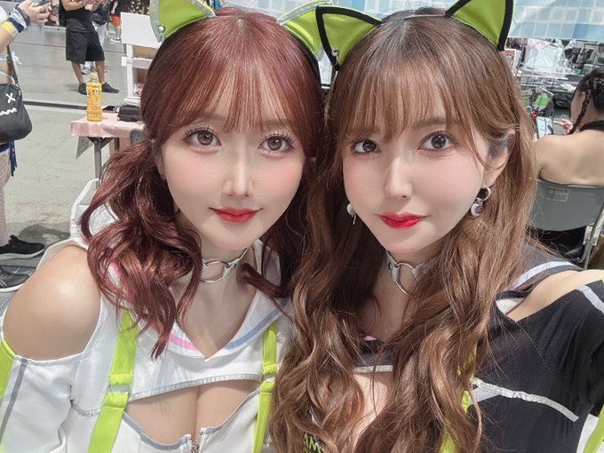 コスホリックSP、先に離脱しました！🥺 ほんと3時間しかなかったのに、急いで来てくれた皆ありがとう😭🩷  写真集、コースター、アクスタ、衣装とかいる間に完売しました😭✨ まだ少し残ってるものもありますのでぜひGETしてね☺  ひびやんはラストまでいるのでアオハルブースにぜひよってね🥰<a href="/tag/%E3%83%88%E3%83%AA%E3%83%97%E3%83%ABhappy%E3%82%AD%E3%83%A3%E3%83%B3%E3%83%9A%E3%83%BC%E3%83%B32024"class="tags"><span>#トリプルhappyキャンペーン2024</span></a>