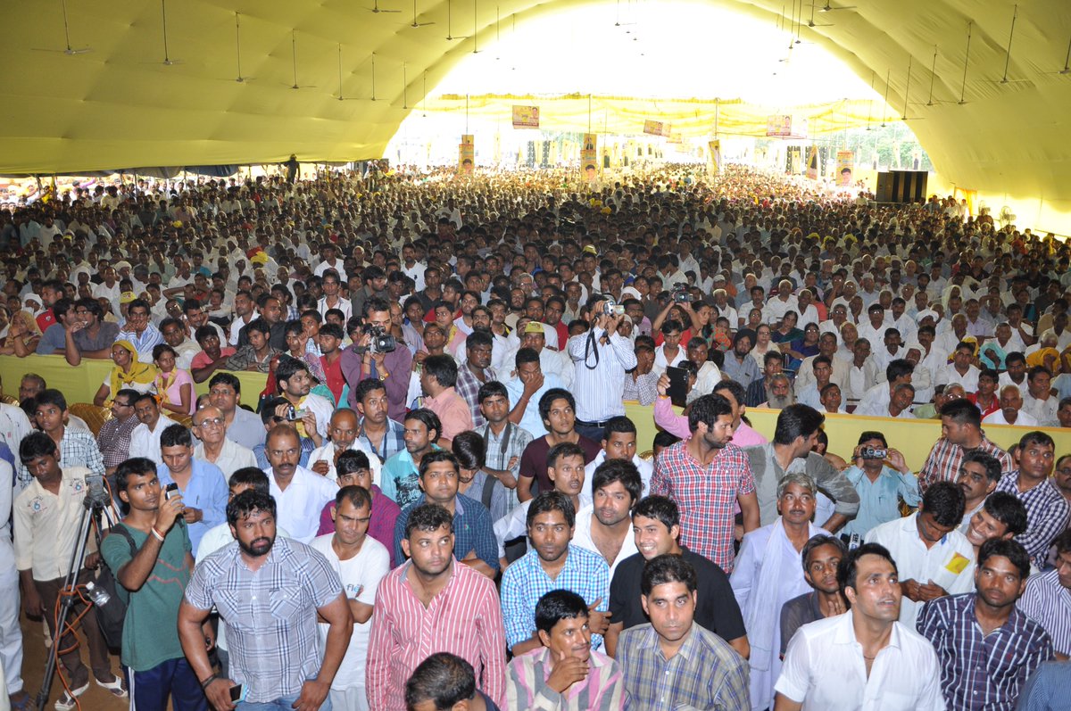 <a href="/MaheshDayma55/">Mahesh Dayma</a> <a href="/RahulGandhi/">Rahul Gandhi</a> <a href="/priyankagandhi/">Priyanka Gandhi Vadra</a>
<a href="/kcvenugopalmp/">K C Venugopal</a> <a href="/INCIndia/">Congress</a> <a href="/BhupinderShooda/">Bhupinder Singh Hooda</a> <a href="/DeependerSHooda/">Deepender Singh Hooda</a> <a href="/INCUdaiBhan/">Udai Bhan</a> <a href="/ajaymaken/">Ajay Maken</a> <a href="/deepakbabaria1/">Deepak Babaria</a>
<a href="/SoniaGandhi_FC/">Sonia Gandhi💎</a> <a href="/kharge/">Mallikarjun Kharge</a> <a href="/RajBabbar23/">Raj Babbar</a>
<a href="/Kumari_Selja/">Kumari Selja</a> <a href="/rssurjewala/">Randeep Singh Surjewala</a> 
सोहना का विकास
महेश दायमा के साथ
हाथ बदलेगा हालात
MAHESH DAYMA(SOHNA-78)