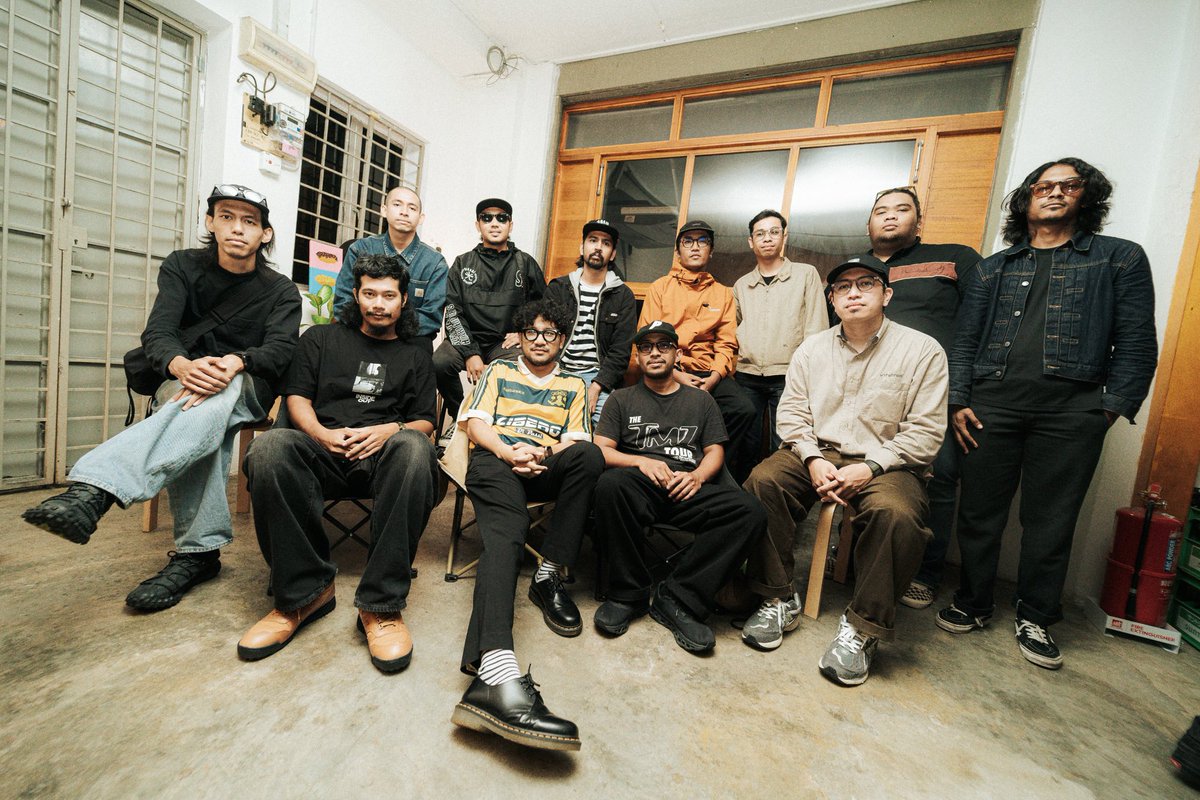 KuntoAjiW's tweet image. Pusing-pusing di Kuala lumpur bersama Slowcub. 🇲🇾