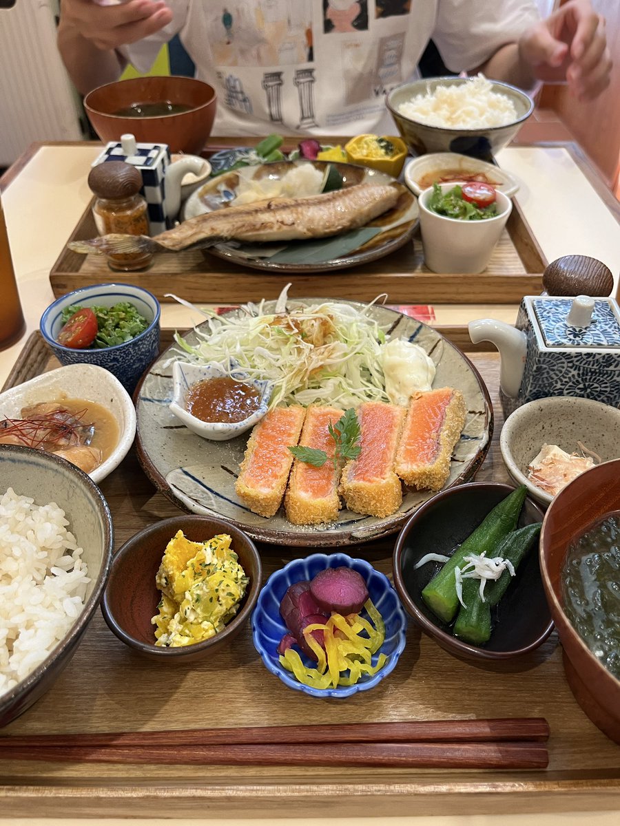 ooo24____'s tweet photo. 名古屋で食べたもの全部美味しかった😭✨ https://t.co/yg9A1dXBLH