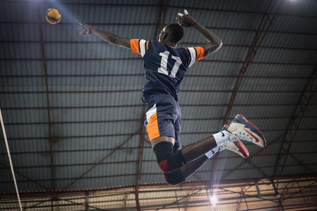 ✈️Sky is the l̵i̵m̵i̵t̵ playground