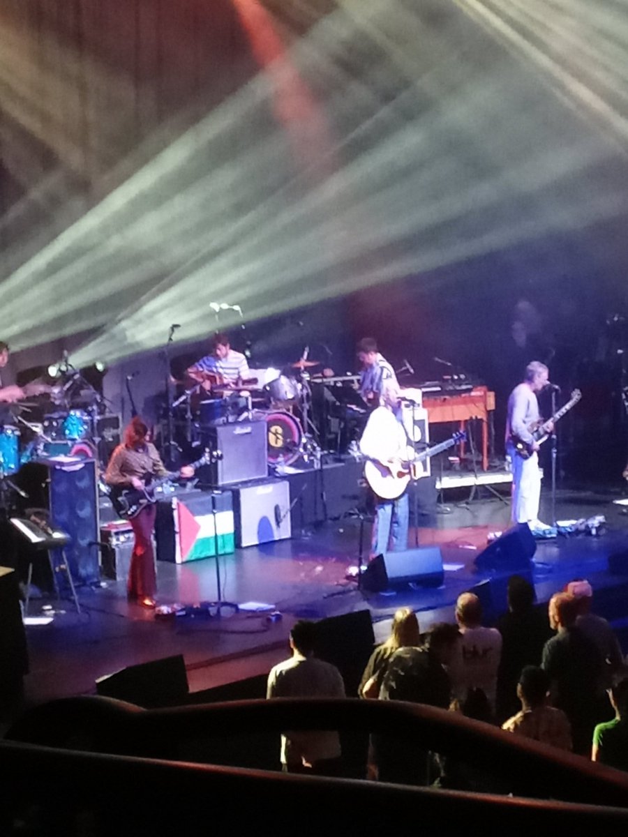 GeneGritzan's tweet photo. It was 45 years ago when I first saw Paul Weller play live with the Jam. He was in good form last night in Brooklyn at the @TheKingsTheater #streetlife #nyc #mod #soul #punk #1970s #1980s #uk #british #music https://t.co/sCfX2Zdrvc