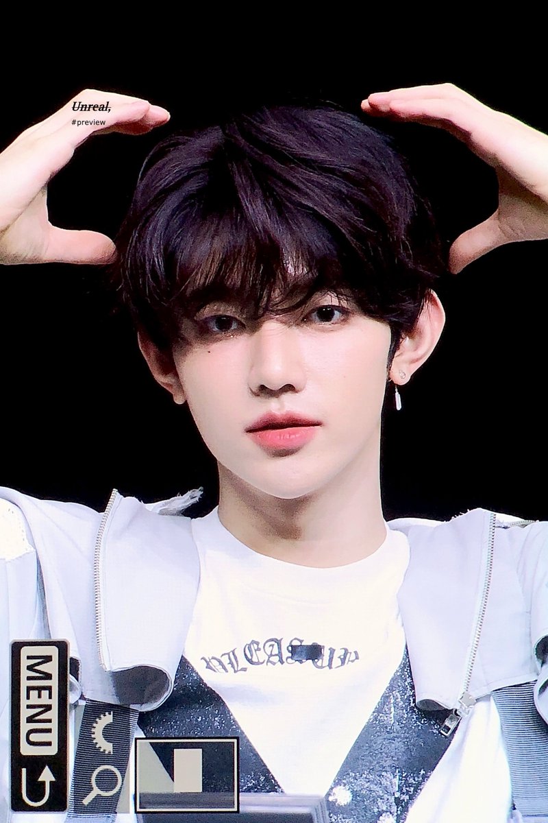 unreal_ZH's tweet image. 240908 사운드웨이브 팬사인회 preview
#장하오 #ZHANGHAO #章昊
#제로베이스원 #ZEROBASEONE #ZB1