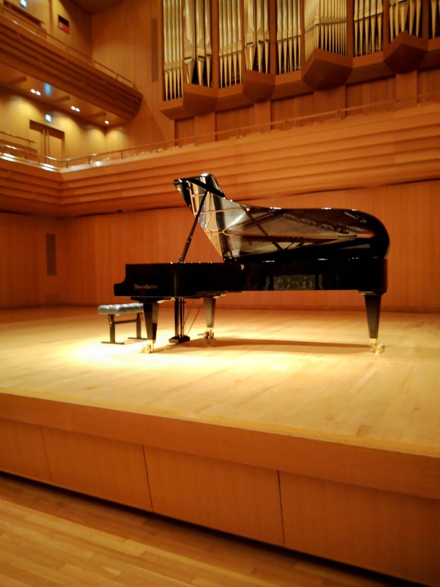 素晴らしかったです。
宇宙旅行🪐も出来たし、アンコール曲に大好きなYouTube100万視聴超えのあの曲（ネタバレしちゃうかな😅）
涙が出そうなくらい、感動しました😭
ありがとう、たくちゃん、明日からも頑張りますっ🎹🦔👓
#Diversity
#石井琢磨
#オペラシティ