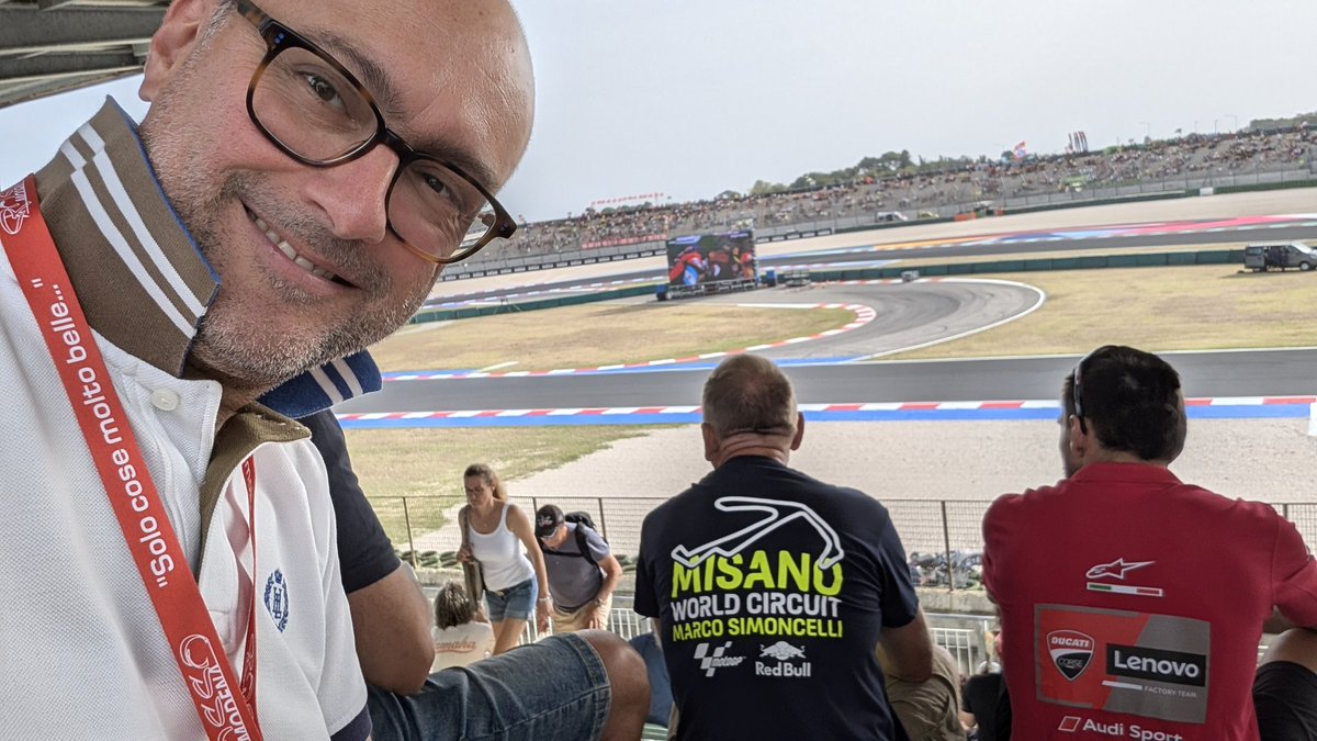 AlbertoNuzzo's tweet photo. Oggi #MotoGP https://t.co/Toov1w4IHJ