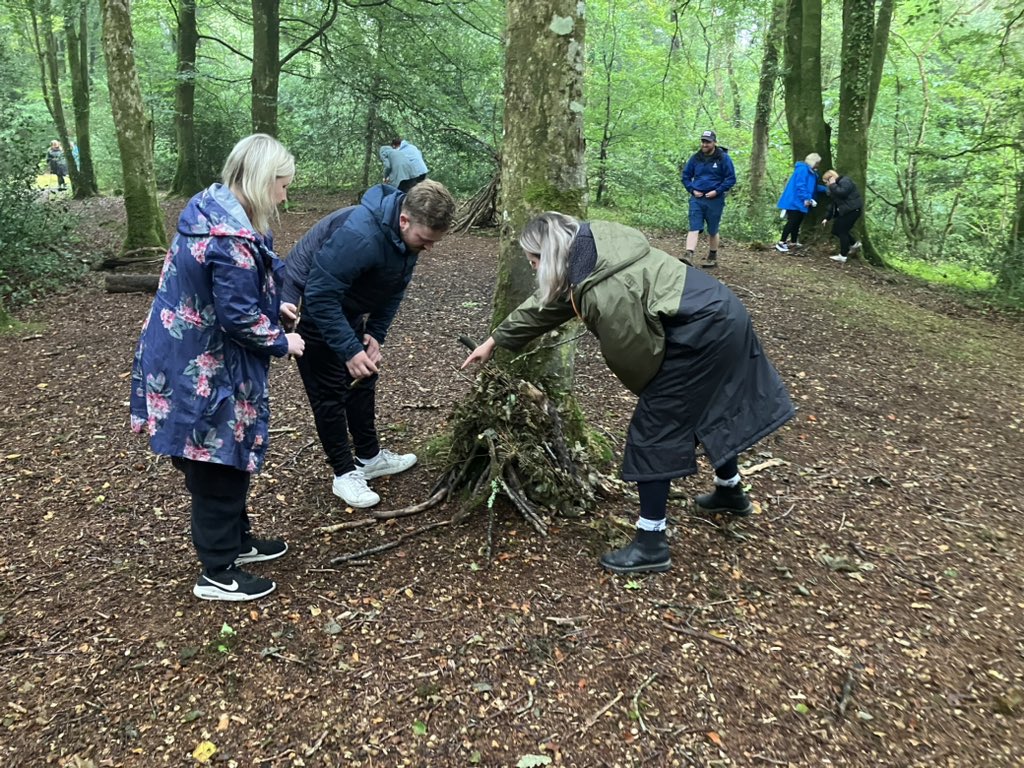 PentreIfan's tweet photo. Staff dysgu Ysgol Casblaidd a Phrifysgol Caerdydd daeth i Bentre Ifan yn ddiweddar. Cyfle i ganolbwyntio ar eu lles a meddwlgarwch ar ddechrau’r flwyddyn academaidd.
#lles #meddwlgarwch https://t.co/Nq8Mpy4hXr