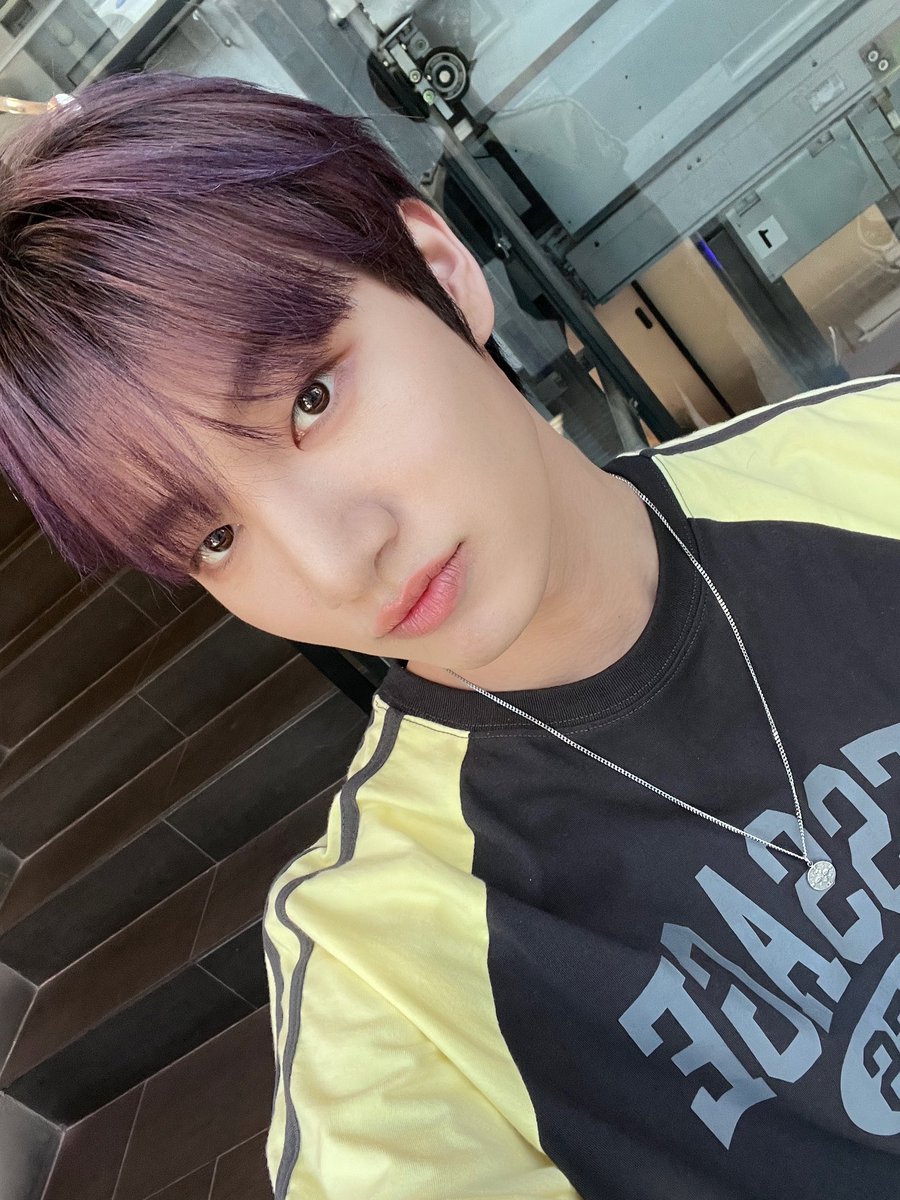 HUIJUNLOOK's tweet image. 😗
