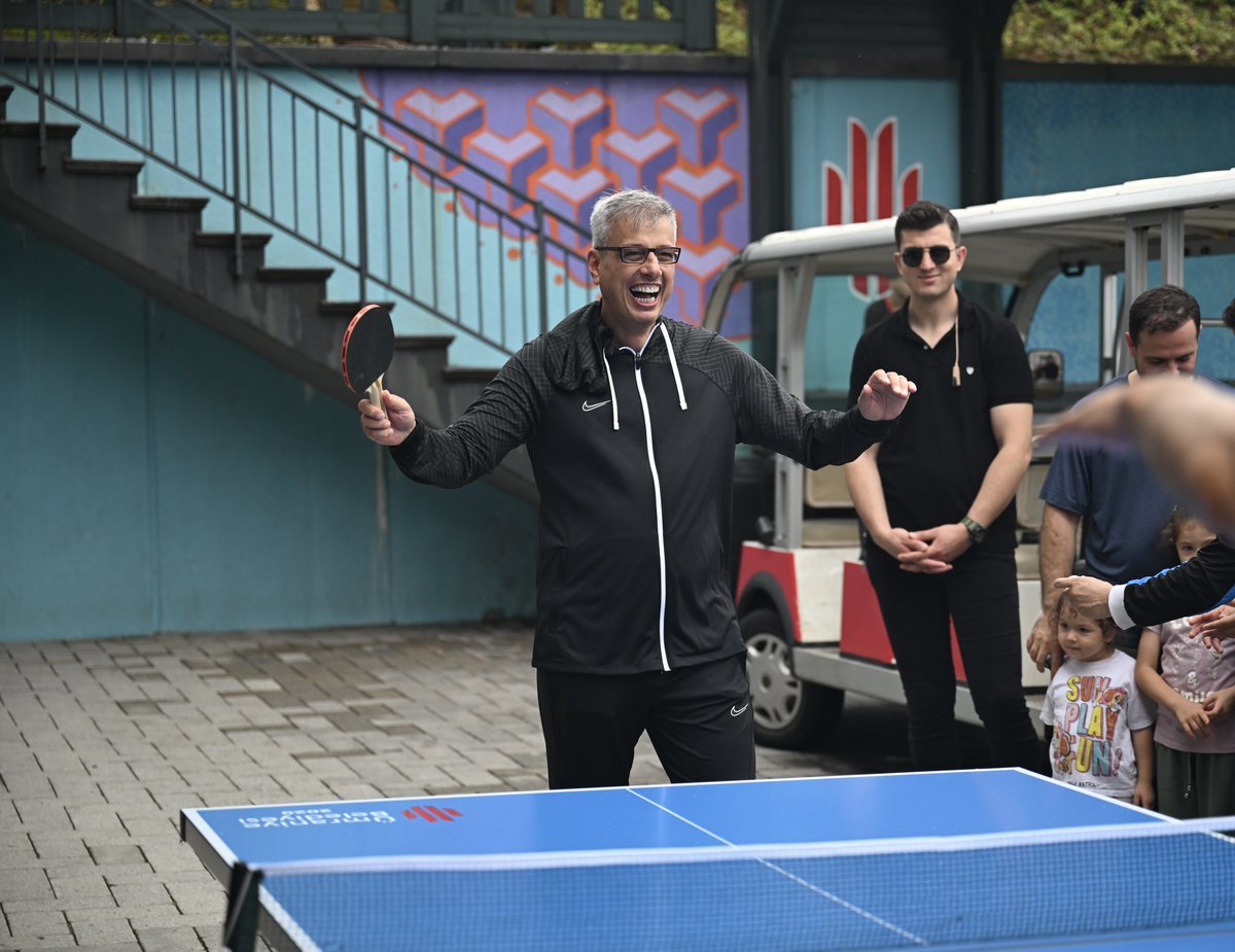 “Sağlığını Erteleme Harekete Geç”

Sağlık Bakanımız Prof. Dr. Kemal Memişoğlu, Halk Sağlığı Haftası’na dikkat çekmek amacıyla düzenlenen yürüyüşe katıldı.

📍Ümraniye Millet Bahçesi