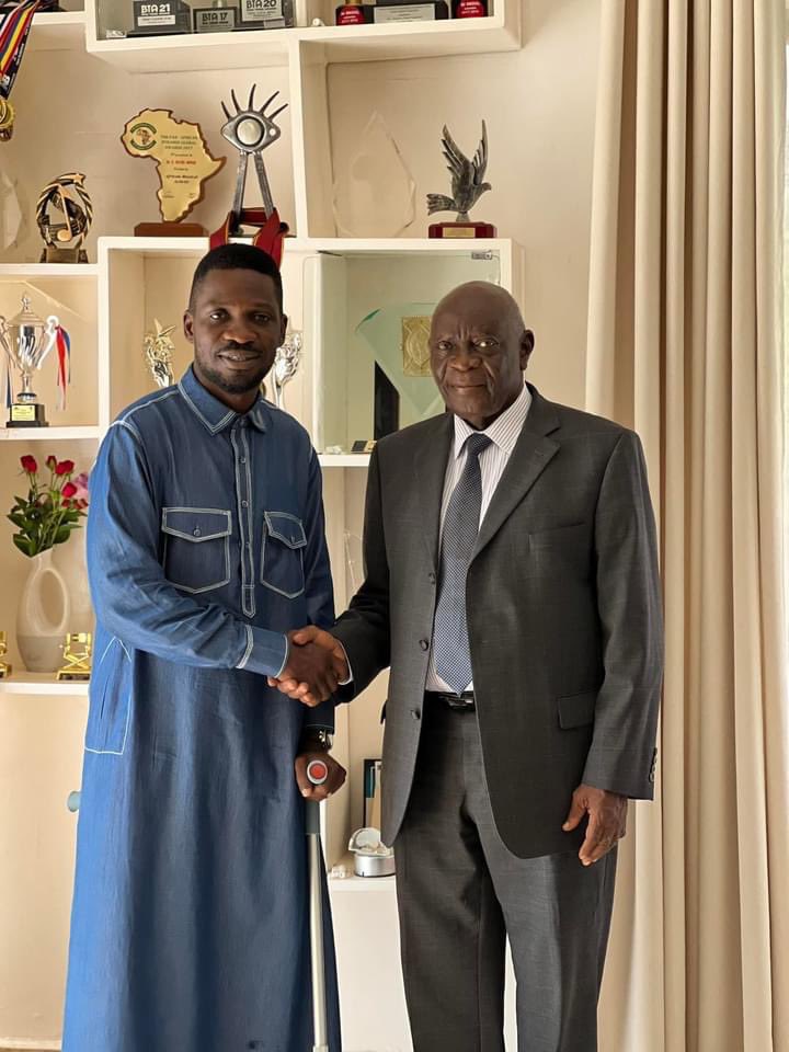 BOBI WINE tweet media