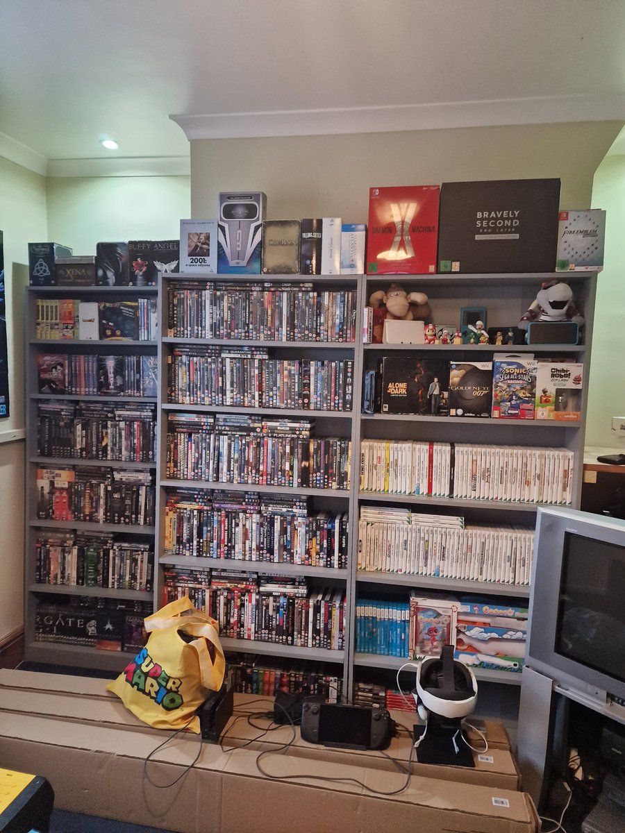 GamersPardise's tweet image. Starting to move games into the games room

#gamesroom #gamers #retrogaming #retrogamers