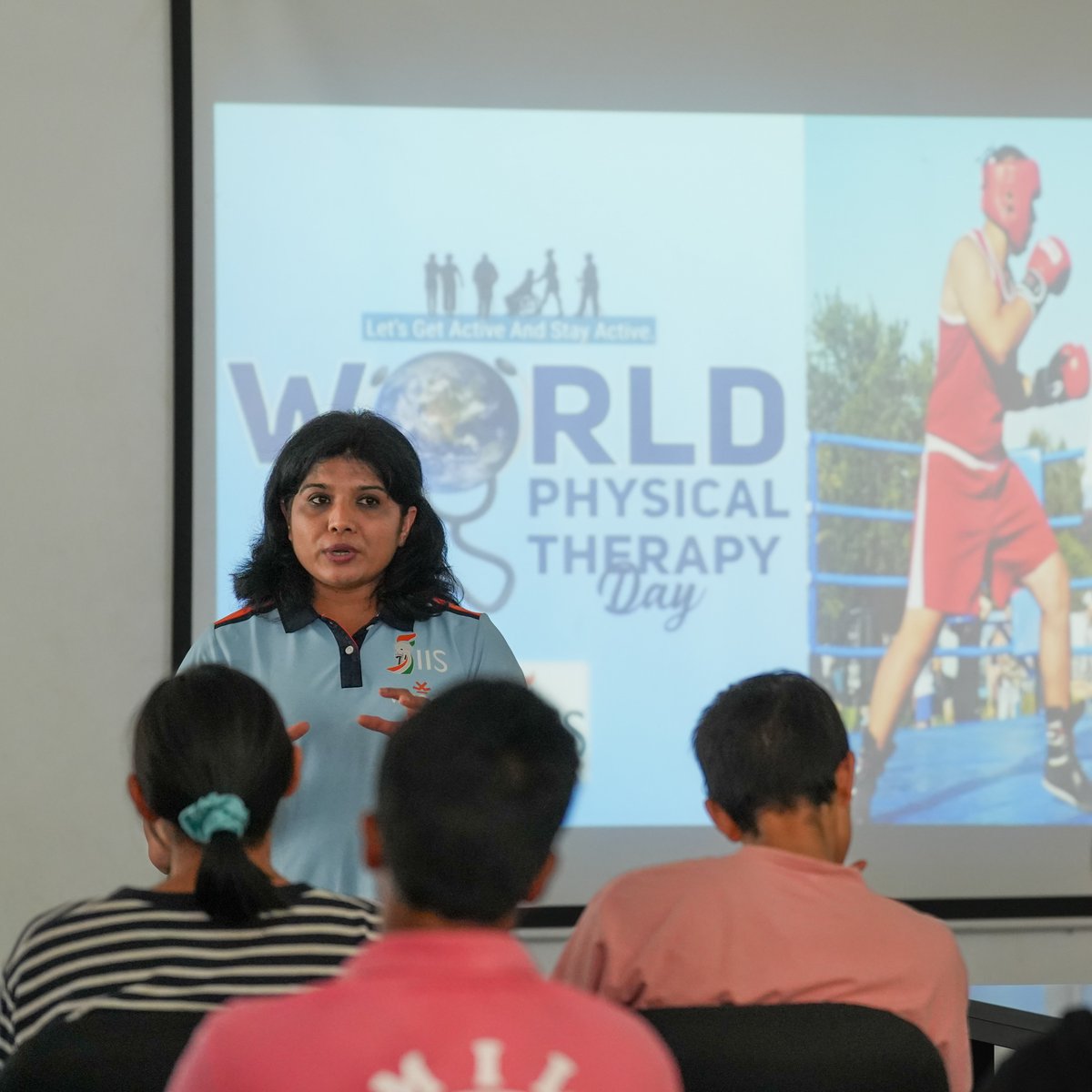 IIS_Vijayanagar's tweet image. 📸 An interactive session was held with #TeamIIS athletes at our Vijayanagar campus, to mark #WorldPhysicalTherapyDay. 

The session focused on education and awareness related to the role of physiotherapy in high performance sports. 

#CraftingVictories 🇮🇳