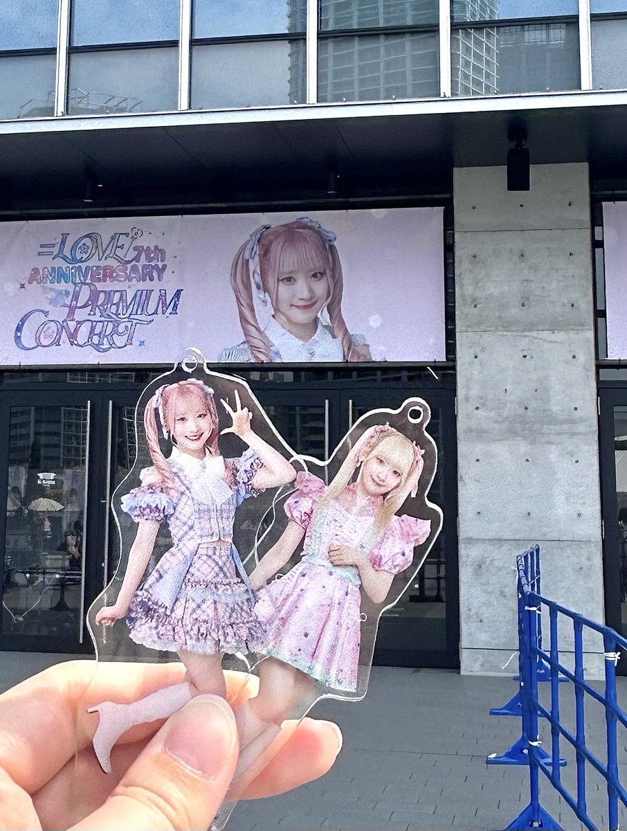 Minmitu7's tweet photo. "今日の出来事だって 宝石に変わるよ"
#イコラブ7周年コンサート https://t.co/fLxNflzheU