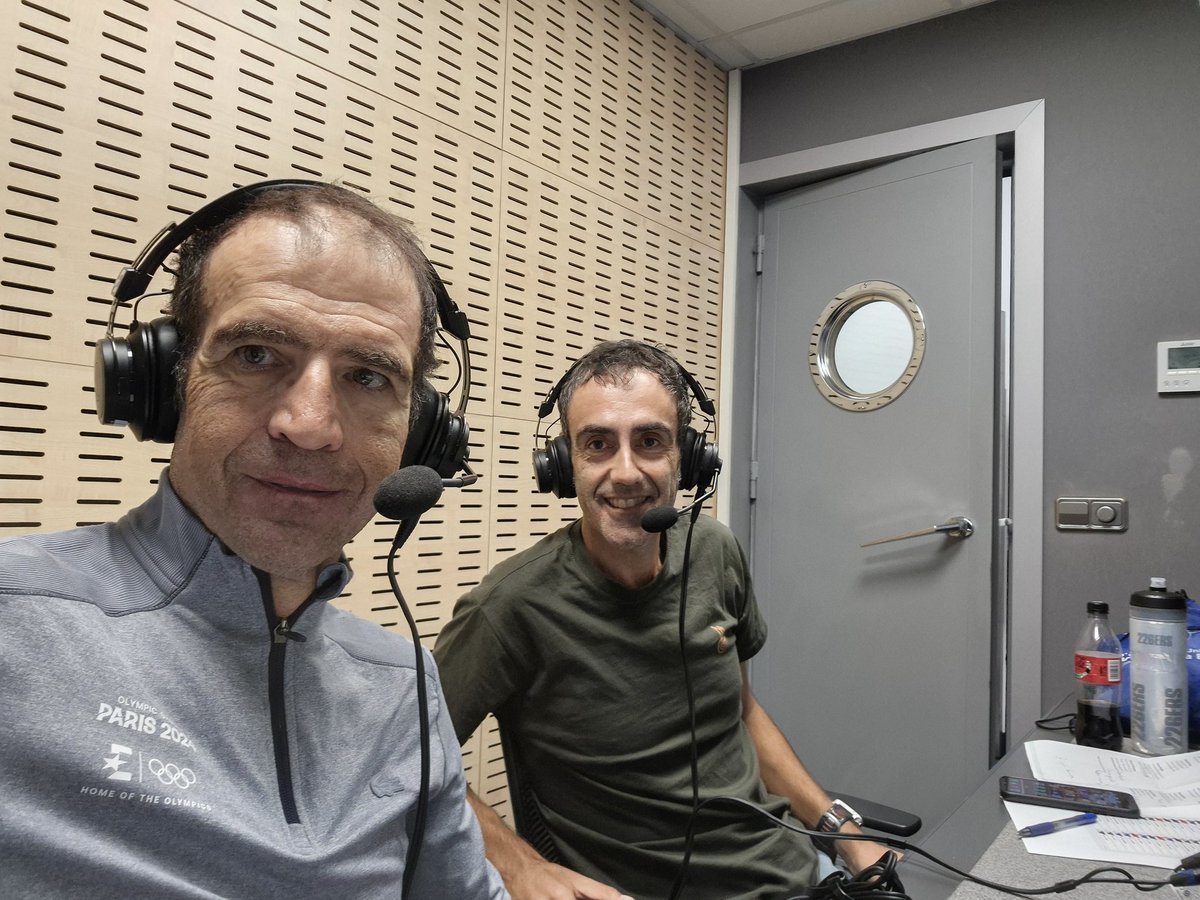 De 13 a 15:30 en E2 y <a href="/StreamMaxES/">HBO Max España</a> el "supertiatlón" Londres, con 3 triatlones 300m-4km-1km encadenados. 16♀️ y 16♂️. Es la 3a de la 5 citas puntuables. Ya en cabina con <a href="/Javikibi/">Javi García</a>