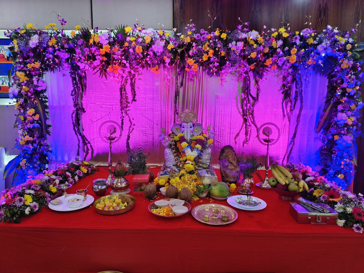 Life@63moons tweet media