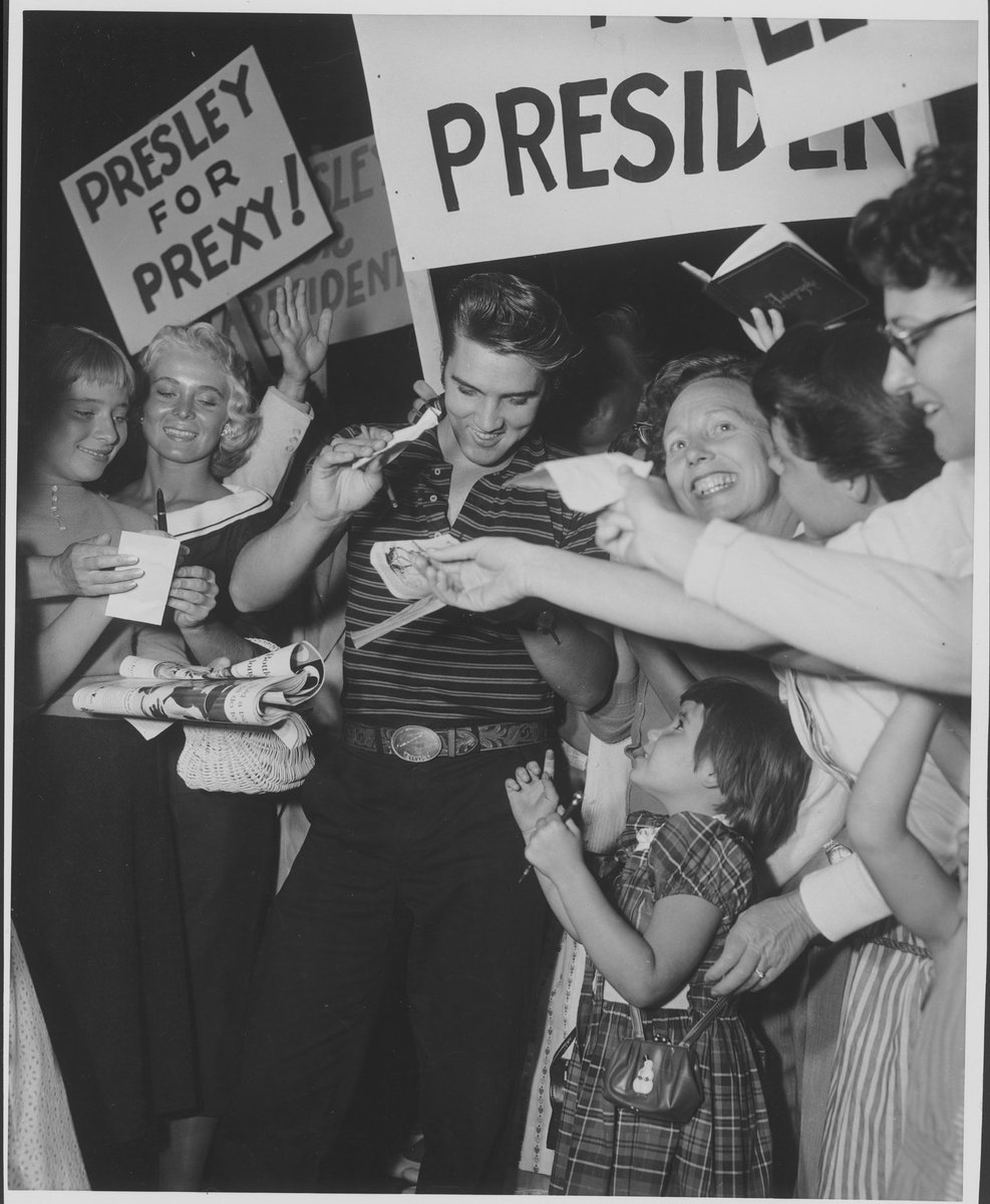 Elvis' legacy remains strong thanks to his dedicated fans from across the globe. 🌍

#ElvisPresley #Icon #Legacy #Music #Universal #Fame #Star #ElvisLegacy