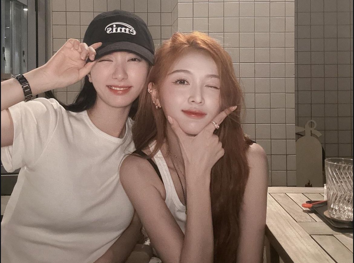 240909 선의 인스타그램 #보나 #김지연