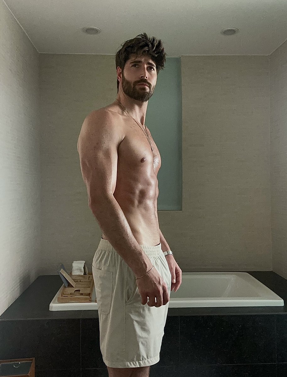 Nick Bateman (@itsnickbateman) on Twitter photo 