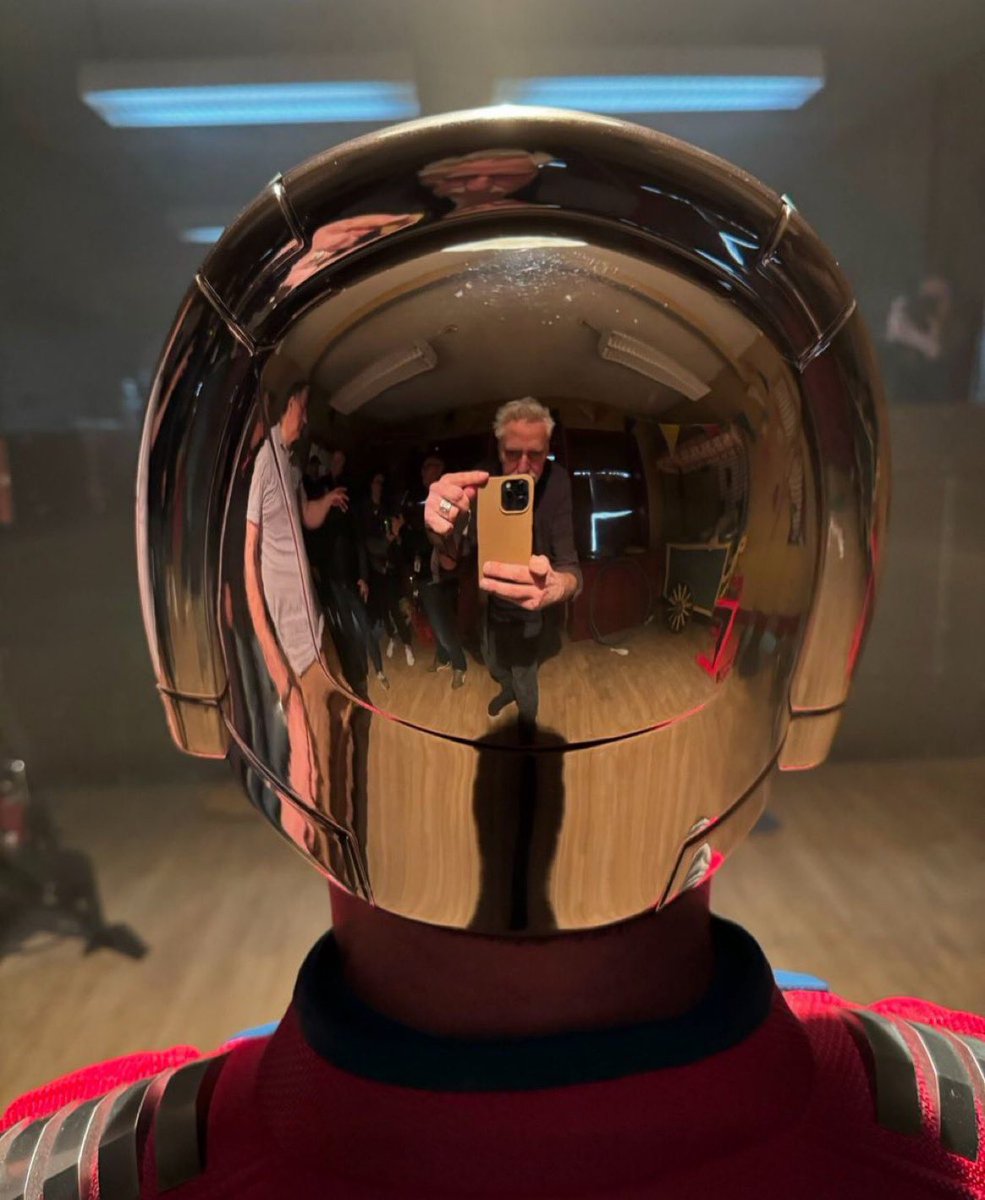 DiscussingFilm's tweet image. ‘PEACEMAKER’ Season 2 will officially release in the second half of 2025.